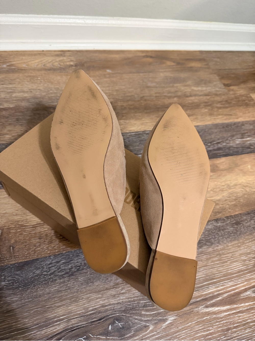 Steve Madden Beige Suede Pointed Mule Loafer - Picture 2 of 5